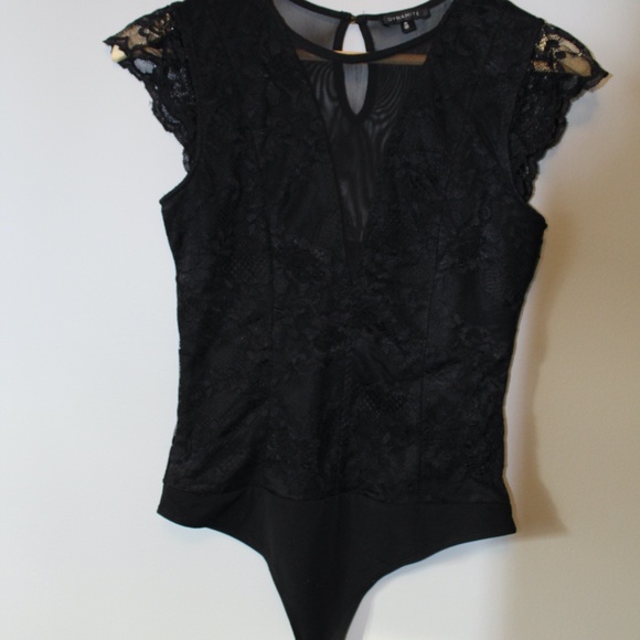 Dynamite bodysuit - Picture 1 of 2